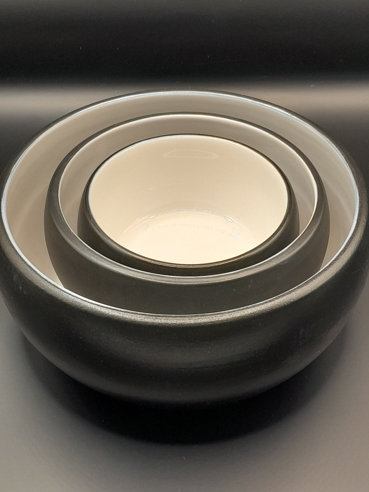 Wolters Keramische voerbak large – Zwart-wit design