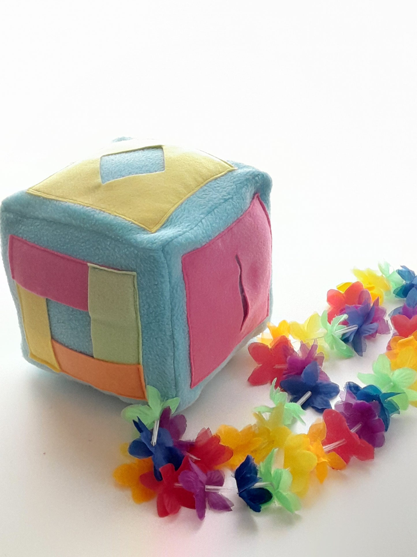 Interactief snuffelspeeltje hond – J&F Kubusbal® Aloha Fun (XS-L)