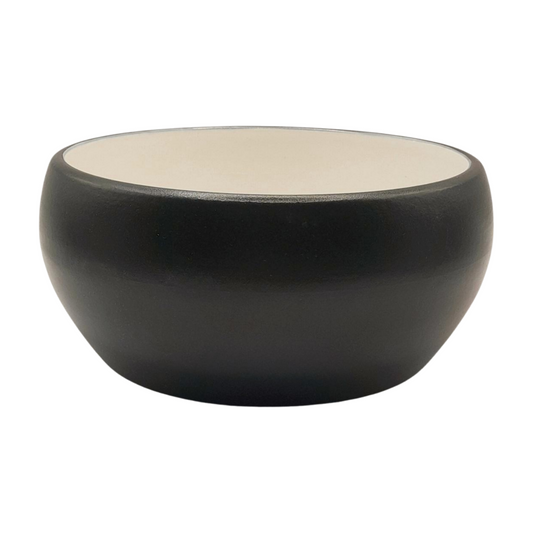 Wolters Diner Stone voerbak wit zwart keramisch 1.30 liter heeft een tijdloos design