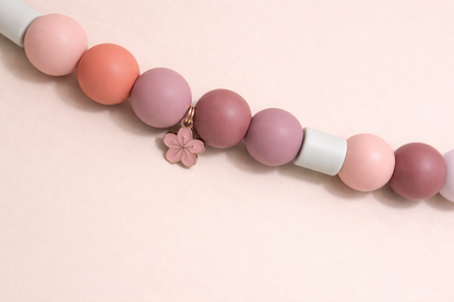 anti-tekenketting hond roze met bedeltjes