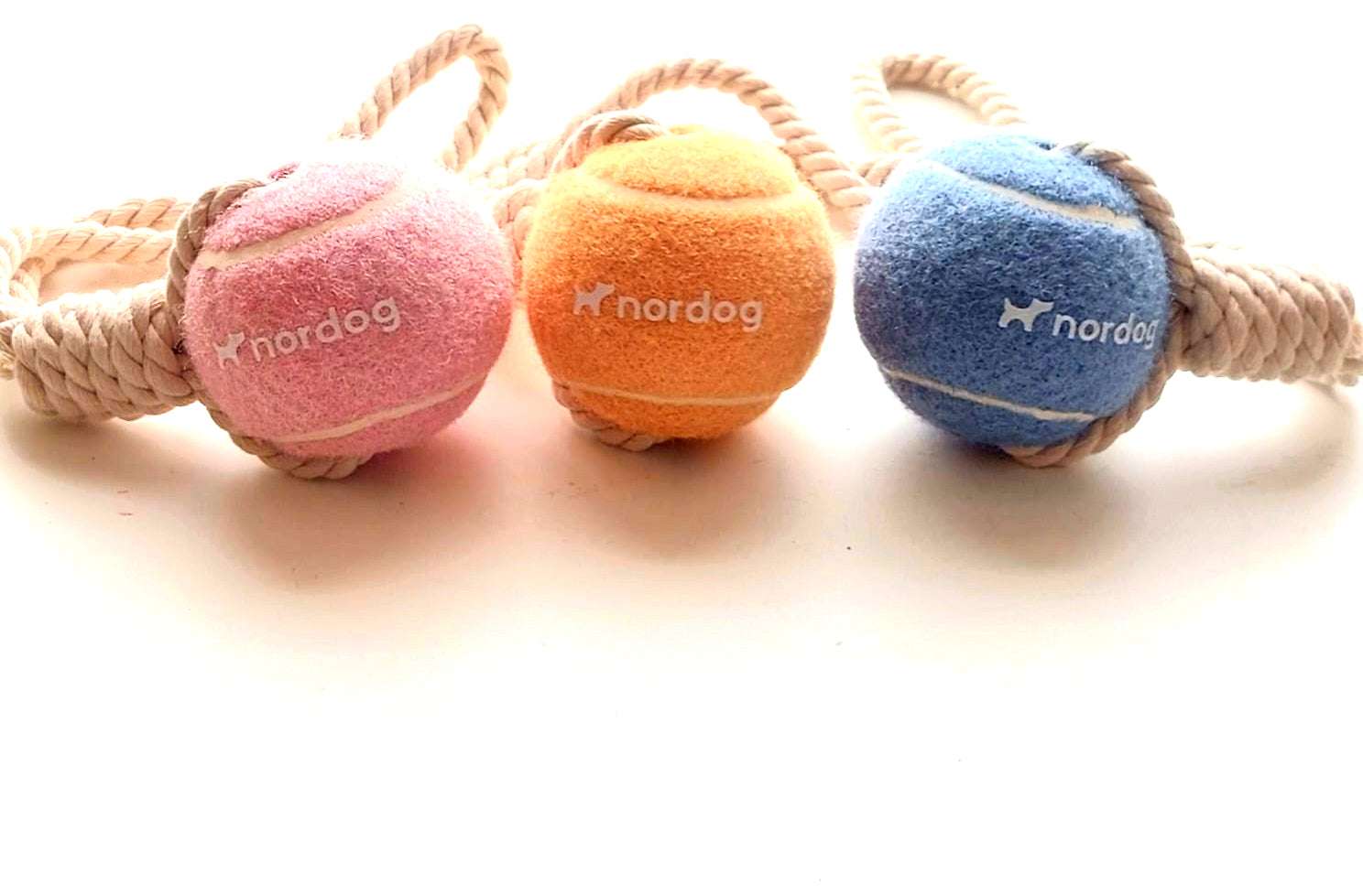 tennisbal hoogwaardig rubber en touw van duurzaam katoen trekspelletje, werpspelletjes, apporteerspel
en touwtrekspelletje Nordog drie kleuren