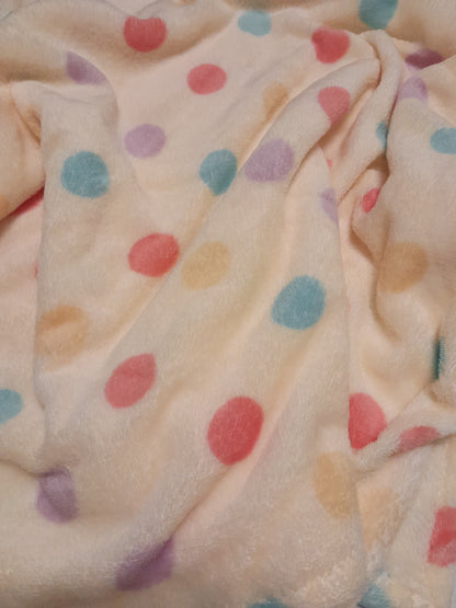 J&F fleece dekentje Lentefleece Pastel Stippen voor honden