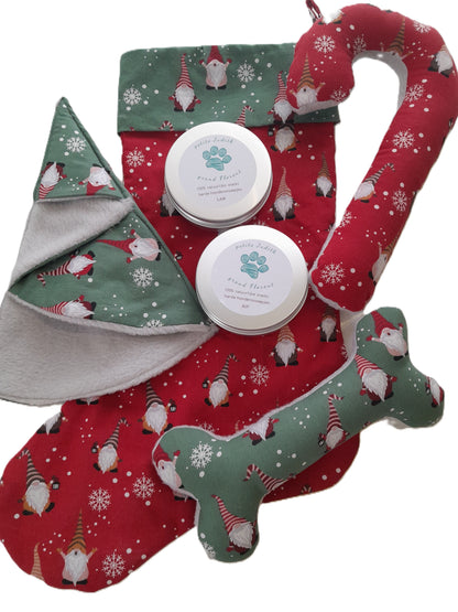 J&F Kerstsok Large – Kerstcadeau met zachte speeltjes en natuurlijke snoepjes