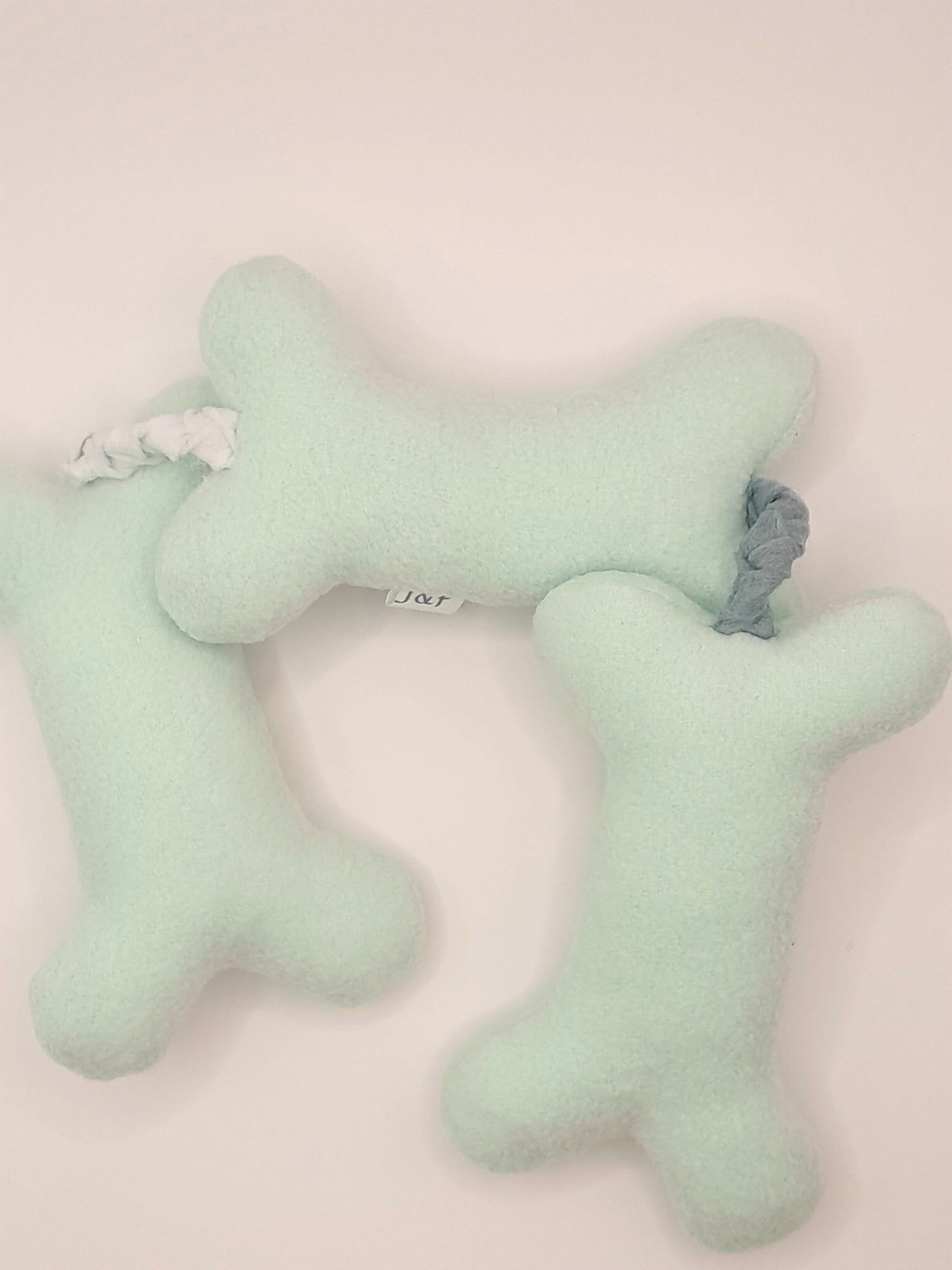 Knuffelketting – Mint - Pluchen hondenspeeltje in 4 maten  (XS-L)