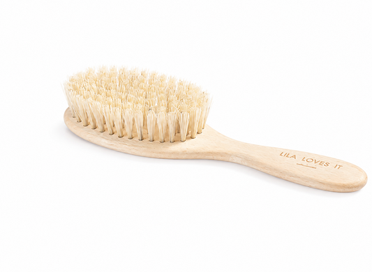 lila-loves-it-puppy-brush-puppyborstel