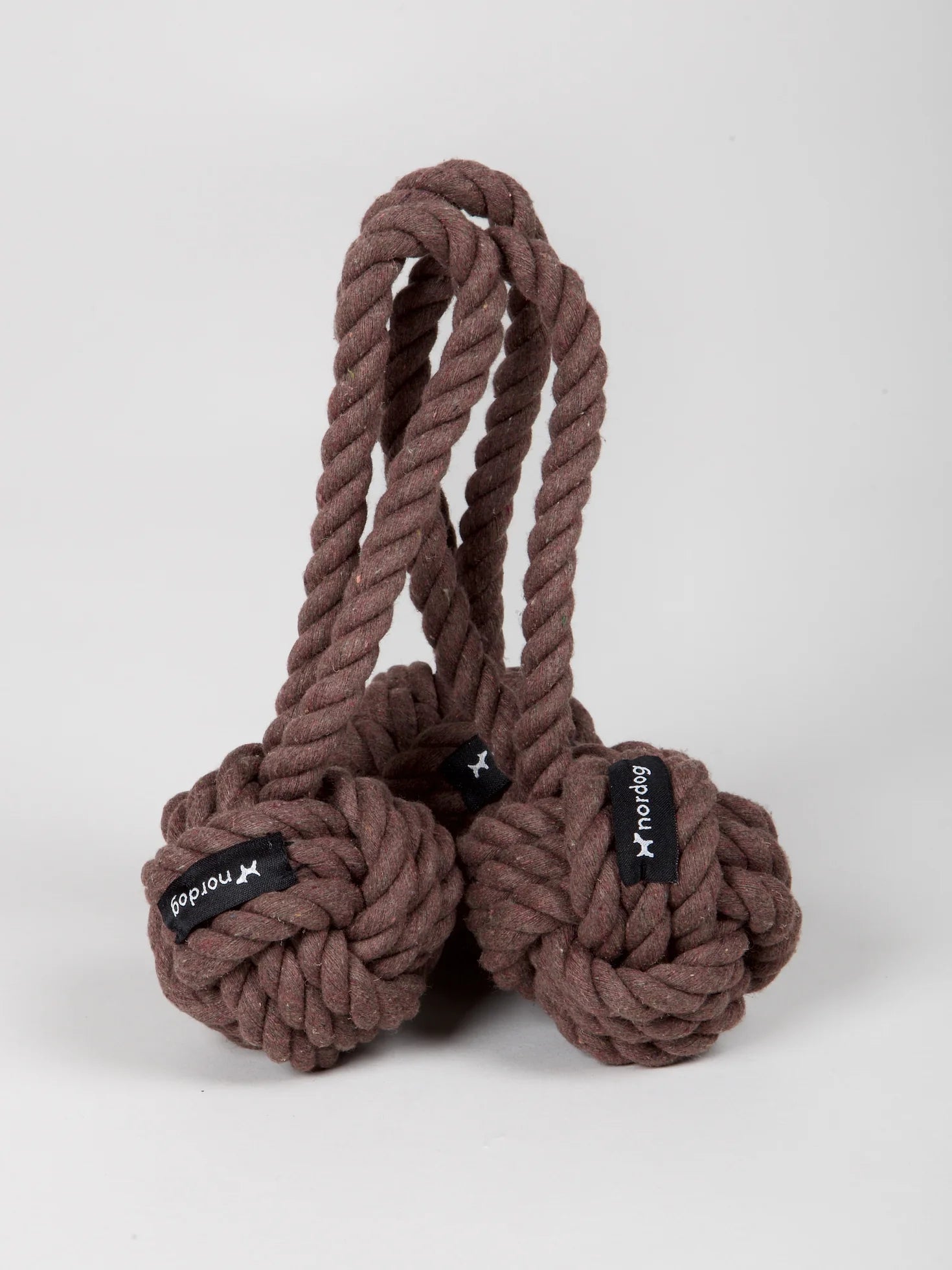 Nordog knoopbal van stevig touw in kleur Chocolate