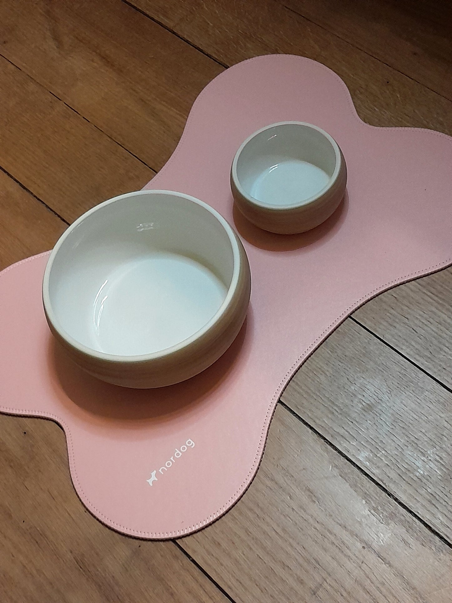 placemat nordog waterafstotend voerbak hond candy roze met voerbakken