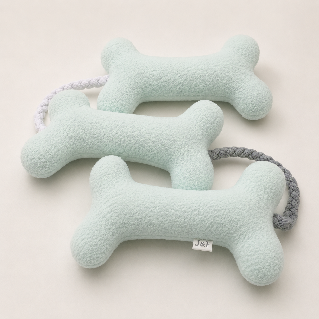 Zachte knuffelketting Mint voor honden van Judith & Florent